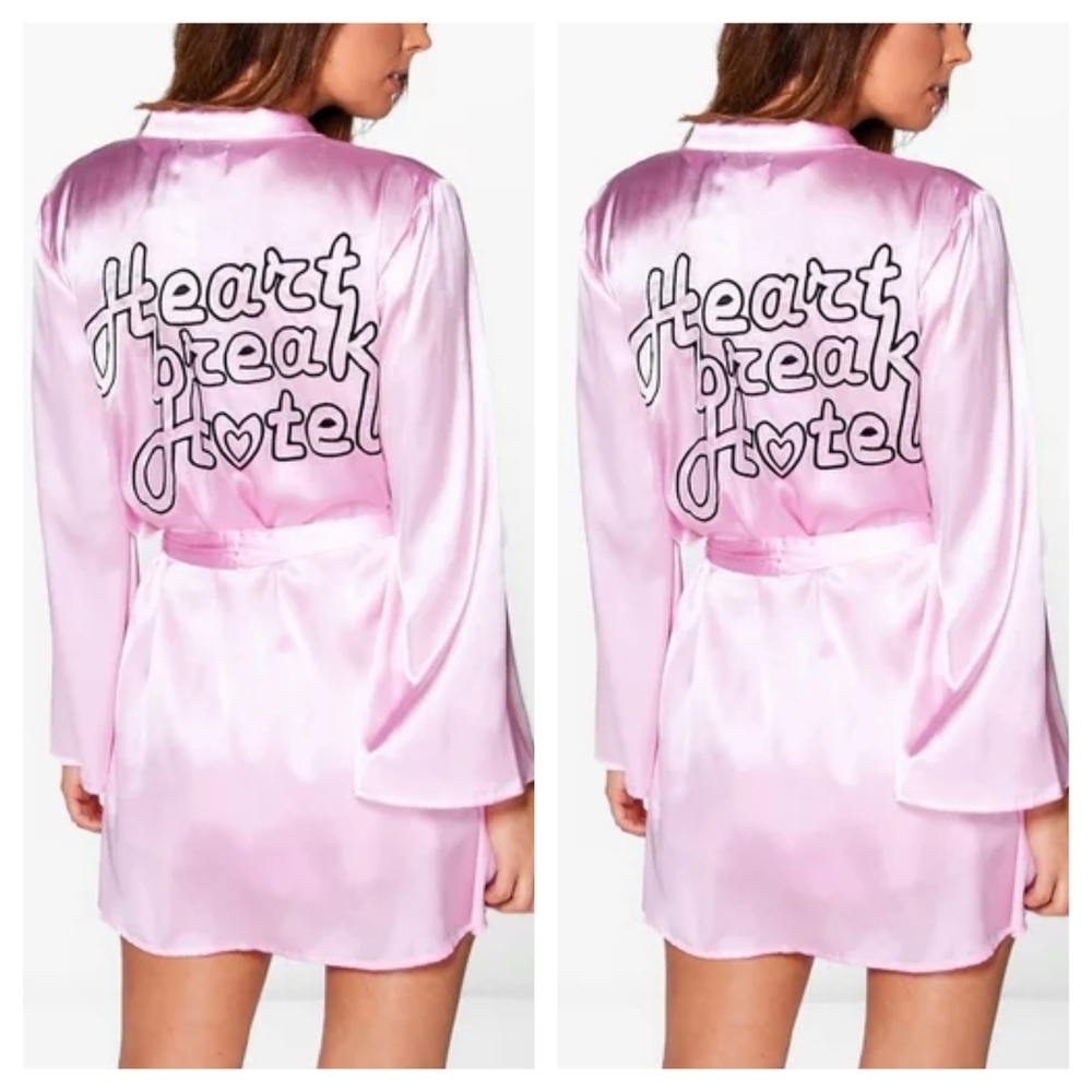 BRAND NEW robe....